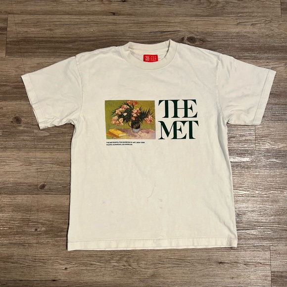 The Met x PacSun Metropolitan T-Shirt - Picture 1 of 4